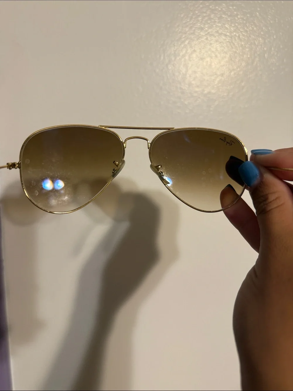 Ray-Ban Gold Aviator Sunglasses with Brown Gradient Lenses